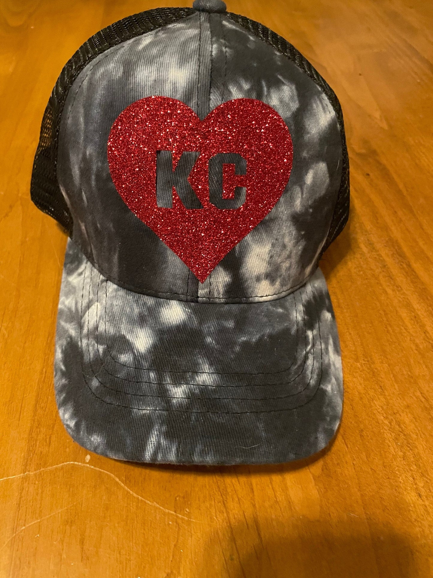 KC Glitter Red Heart Trucker Hat